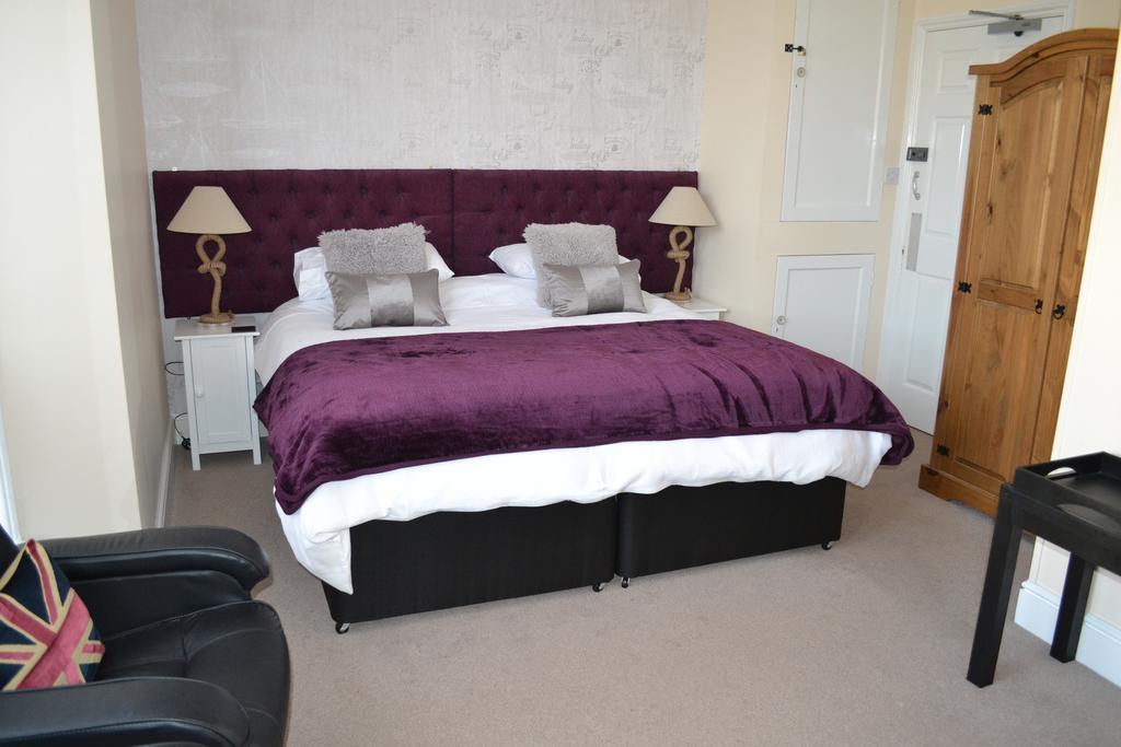 The Grange Bed & Breakfast Weymouth Room photo